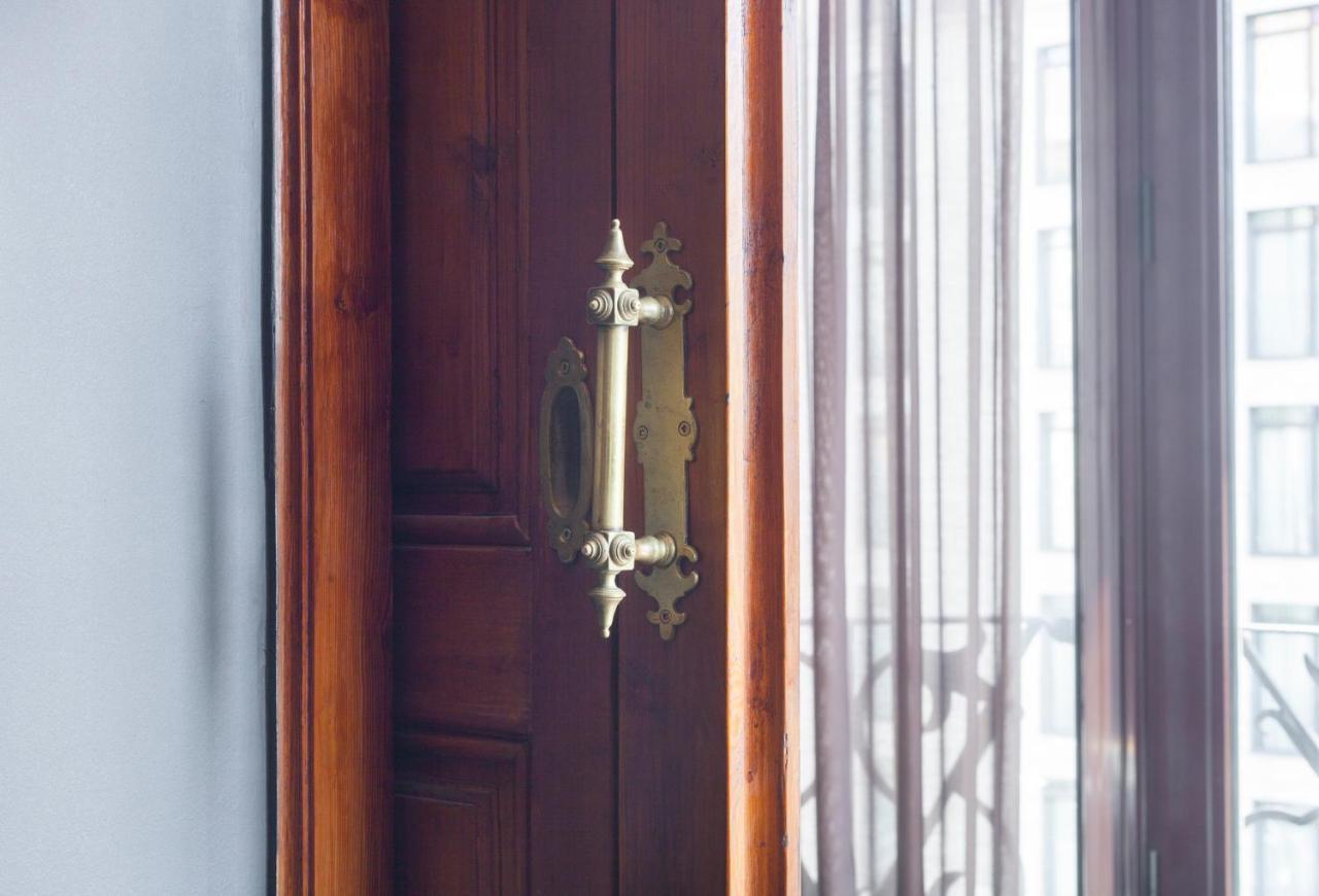 Destinationbcn Universitat Apartments Barcelona Bagian luar foto