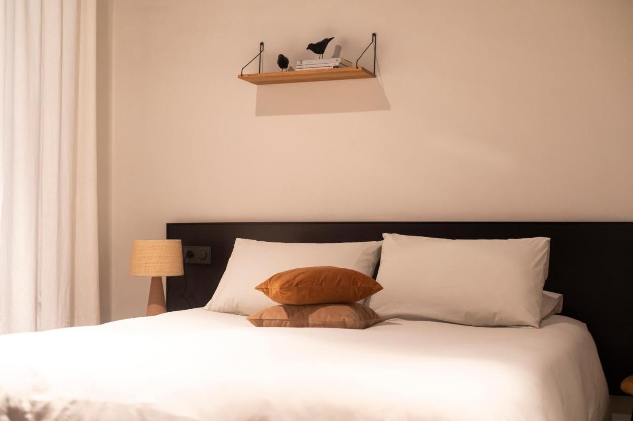 Destinationbcn Universitat Apartments Barcelona Bagian luar foto